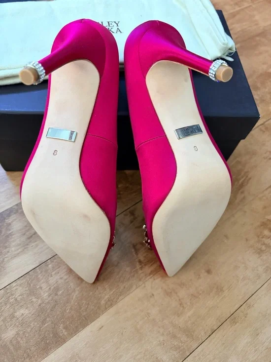 Badgley Mischka Fuchsia Pointed-Toe Pumps with Crystal Buckle - Picture 9 of 11